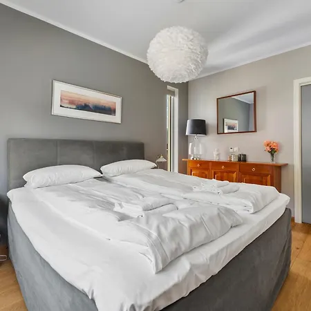 Villa Luxurious In Plush Town Of *